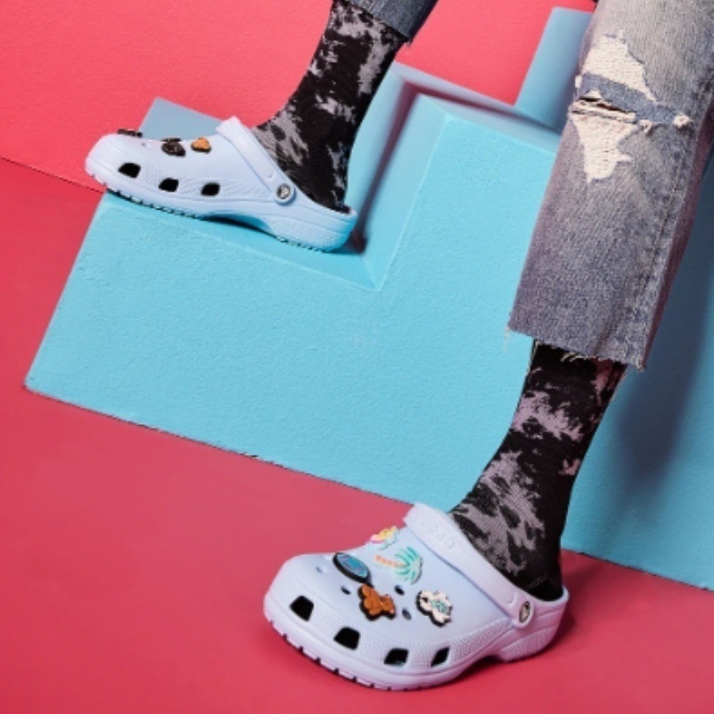 CROCS Unisex Classic Clogs, New With Tags, Size Women's 9/Men's 7, See Size Note - Picture 6 of 6